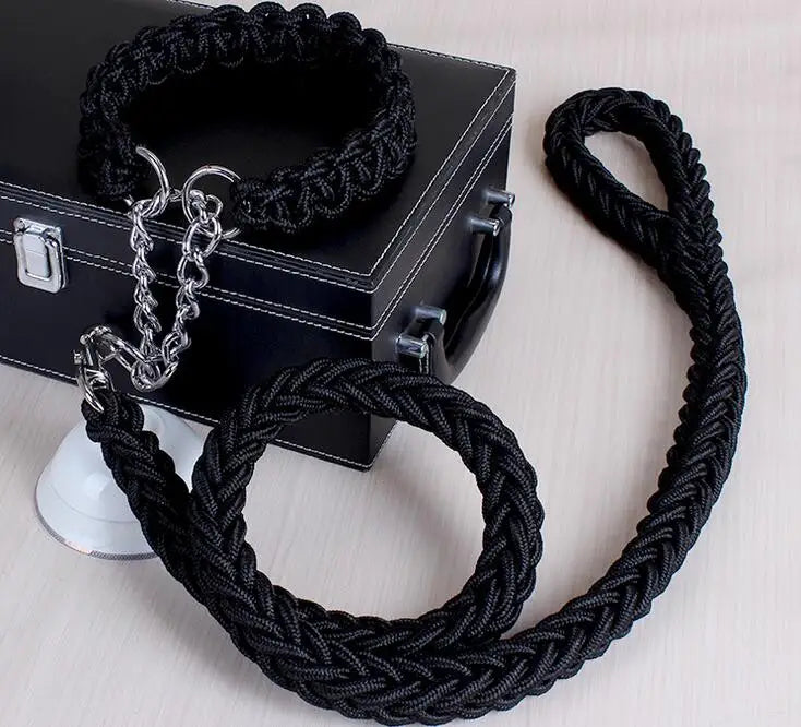 collier lasso et grosse laisse tressee noir