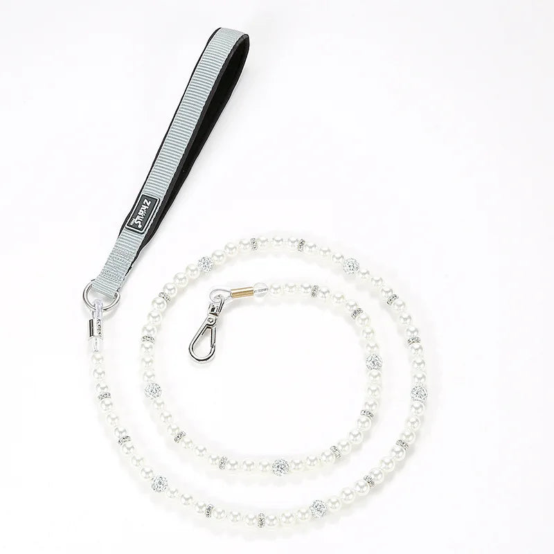 laisse perle file acier poignee nylon blanc