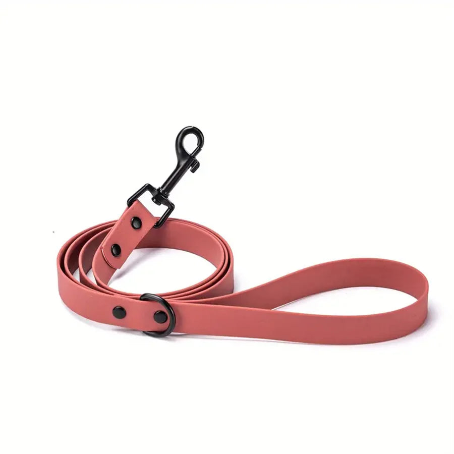 laisse plastique PVC rouge